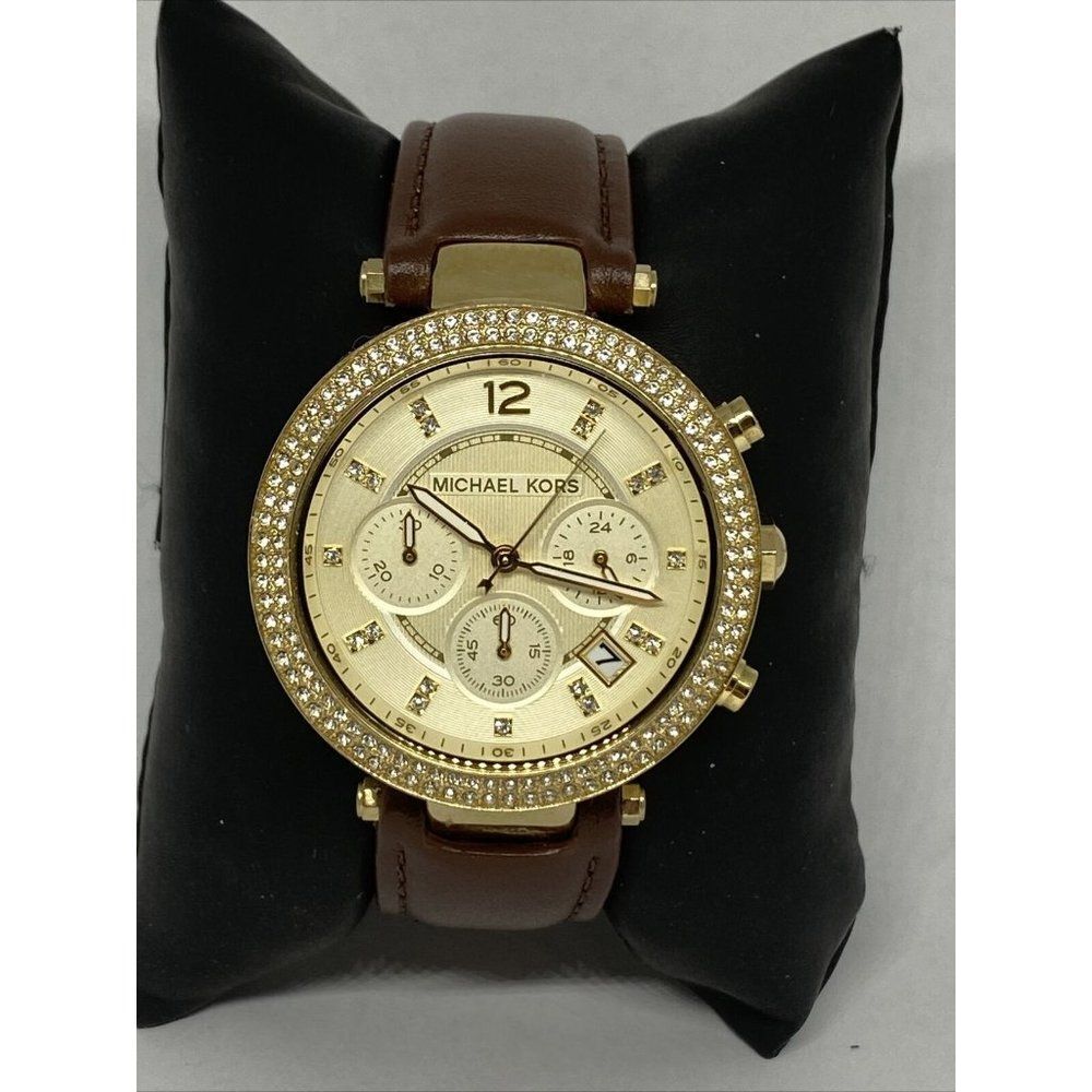 Michael Kors MK5688 Women's Brown Leather Analog D